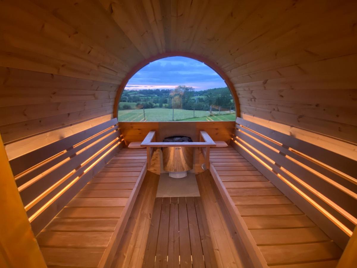 Sleeps 12 Hot Tub Sauna Cinema Pets Welcome Енніскіллен Екстер'єр фото